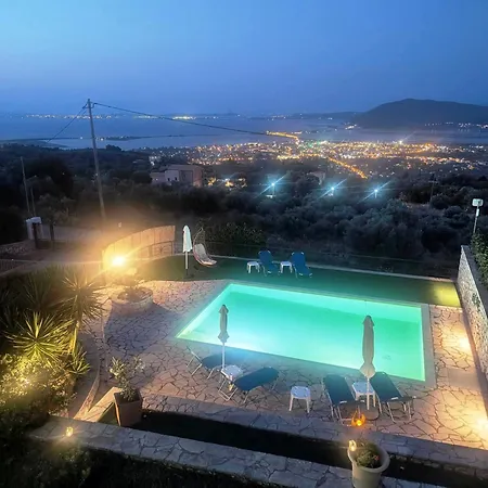 ヴィラ Claudia Apolpaina